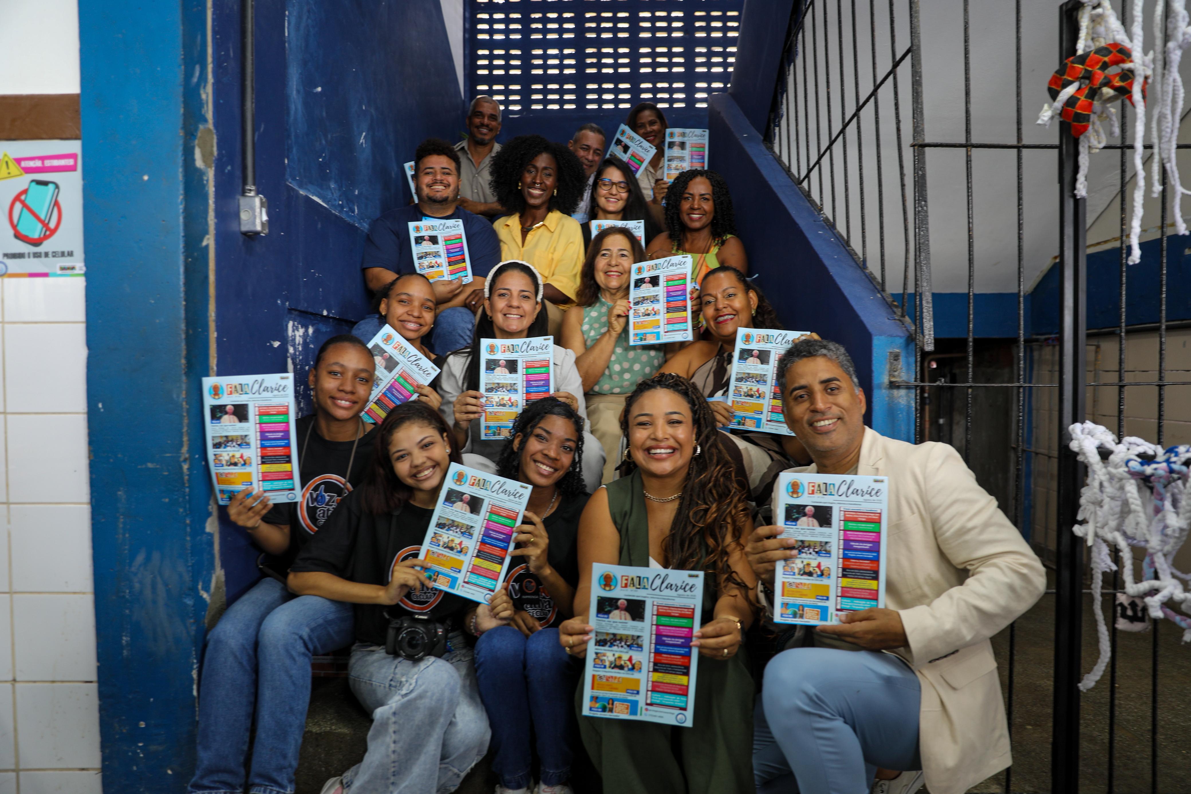 Colégio Estadual Clarice Santiago lança jornal e incubadora social no bairro do Arenoso