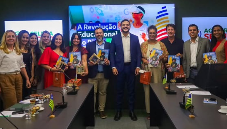 Equipe da SEC realiza intercâmbio para conhecer uso da Inteligência Artificial na Educação do Piauí