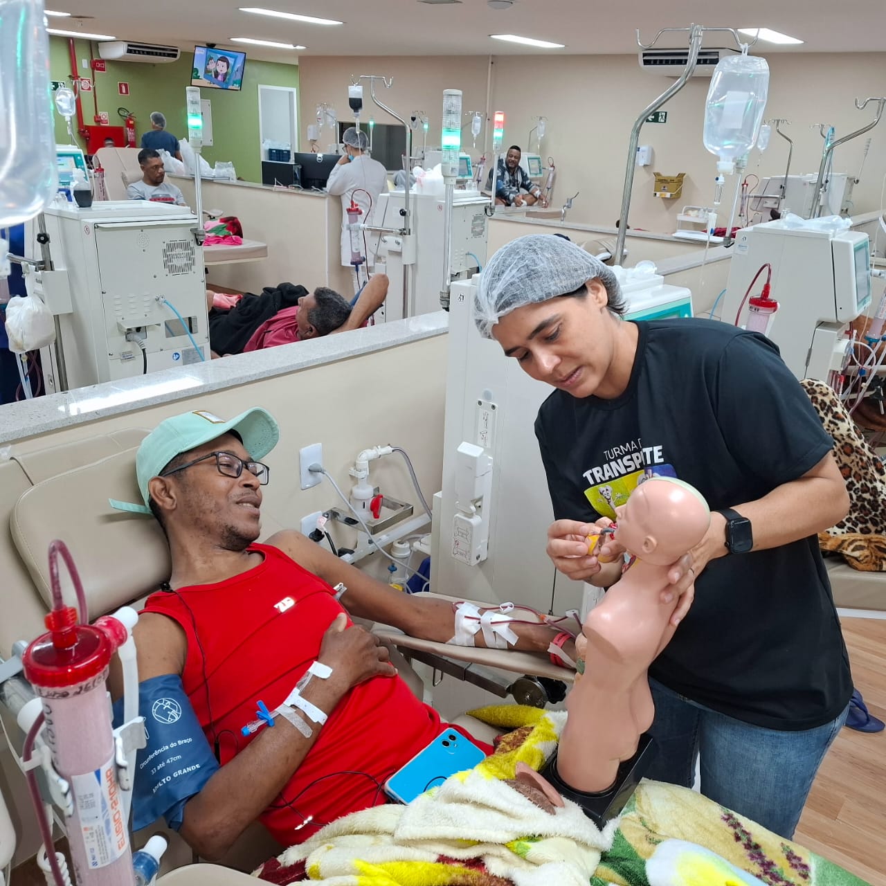 Estudantes da rede estadual ligados ao Centro de Hemodiálise do Hospital São Lucas, em Itabuna, participam do Setembro Verde