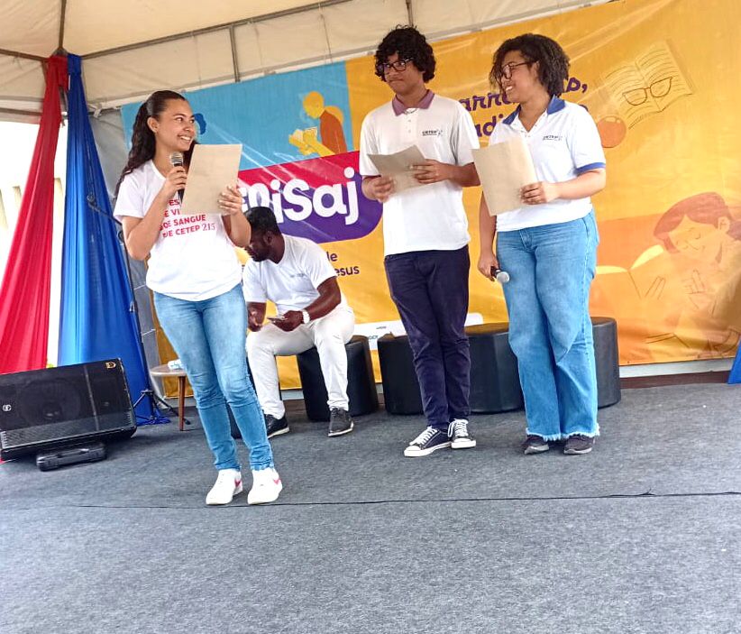 Feira literária transforma Santo Antônio de Jesus em palco de cultura e protagonismo estudantil