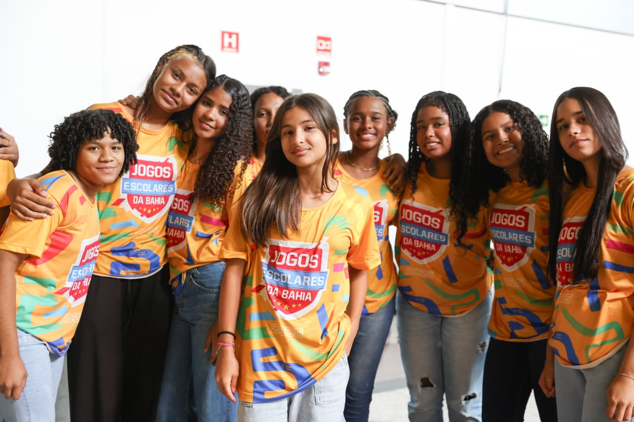 Último bloco de estudantes atletas viaja para competir nos Jogos Escolares Brasileiros (JEBs)