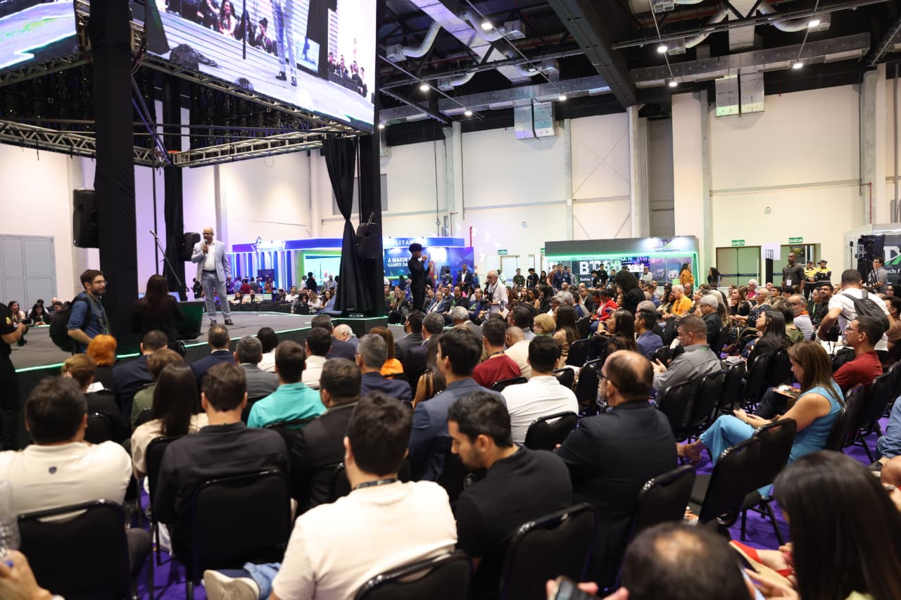 Estudantes da rede estadual apresentam projetos de tecnologia e inovação no Bahia Tech Experience