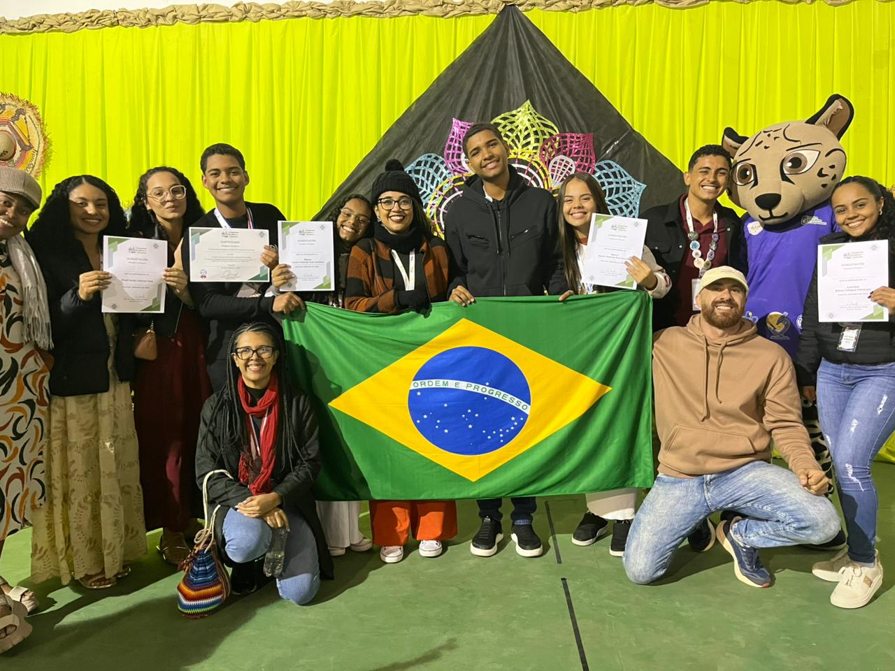 Projetos estudantis que exaltam a tradição do Ilê Aiyê, os saberes populares e a literatura decolonial são credenciados para festivais de ciência no México e na Colômbia