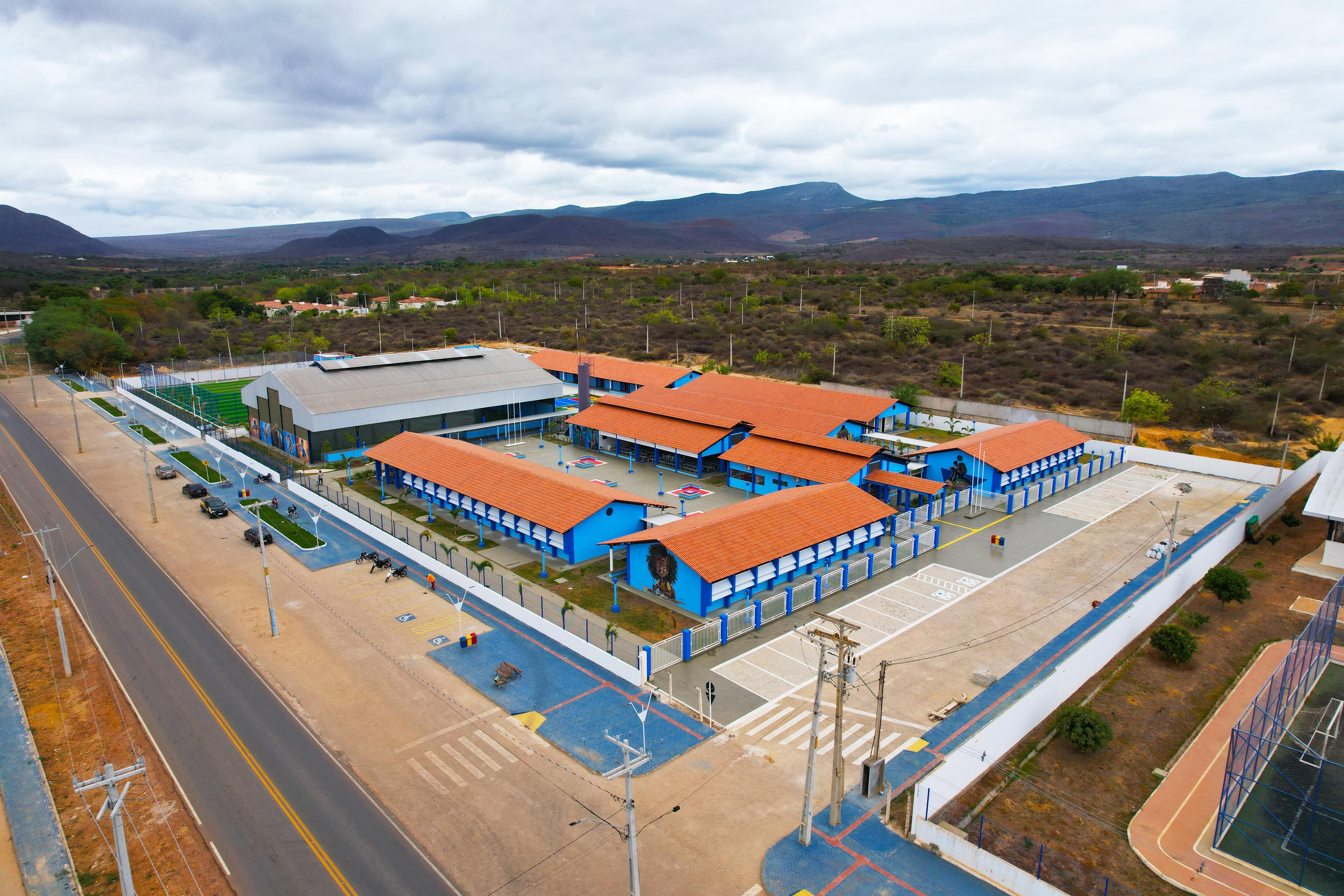 Ituaçu recebe nova escola municipal de tempo integral após investimento de R$15 milhões do Governo do Estado