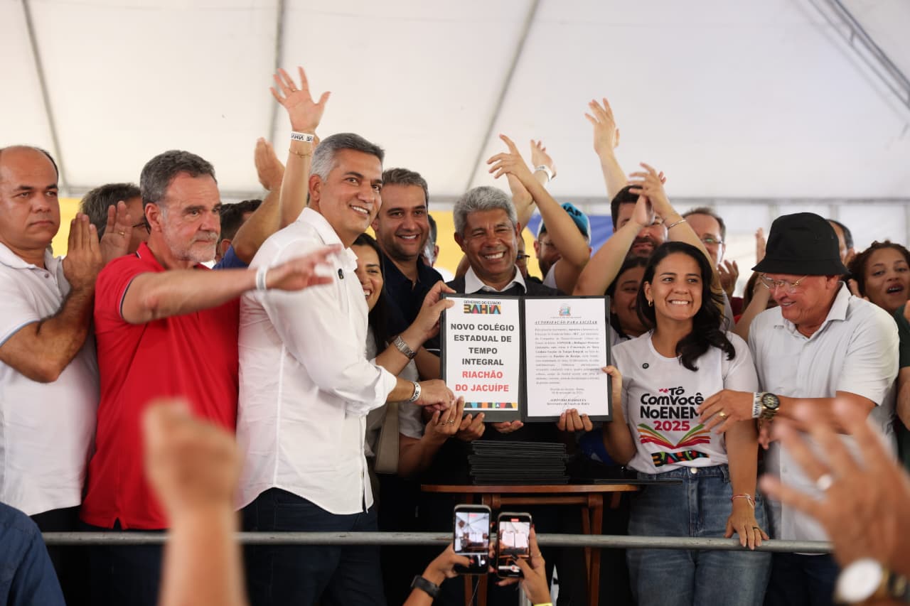 Governador anuncia construção de nova escola de tempo integral em Riachão do Jacuípe