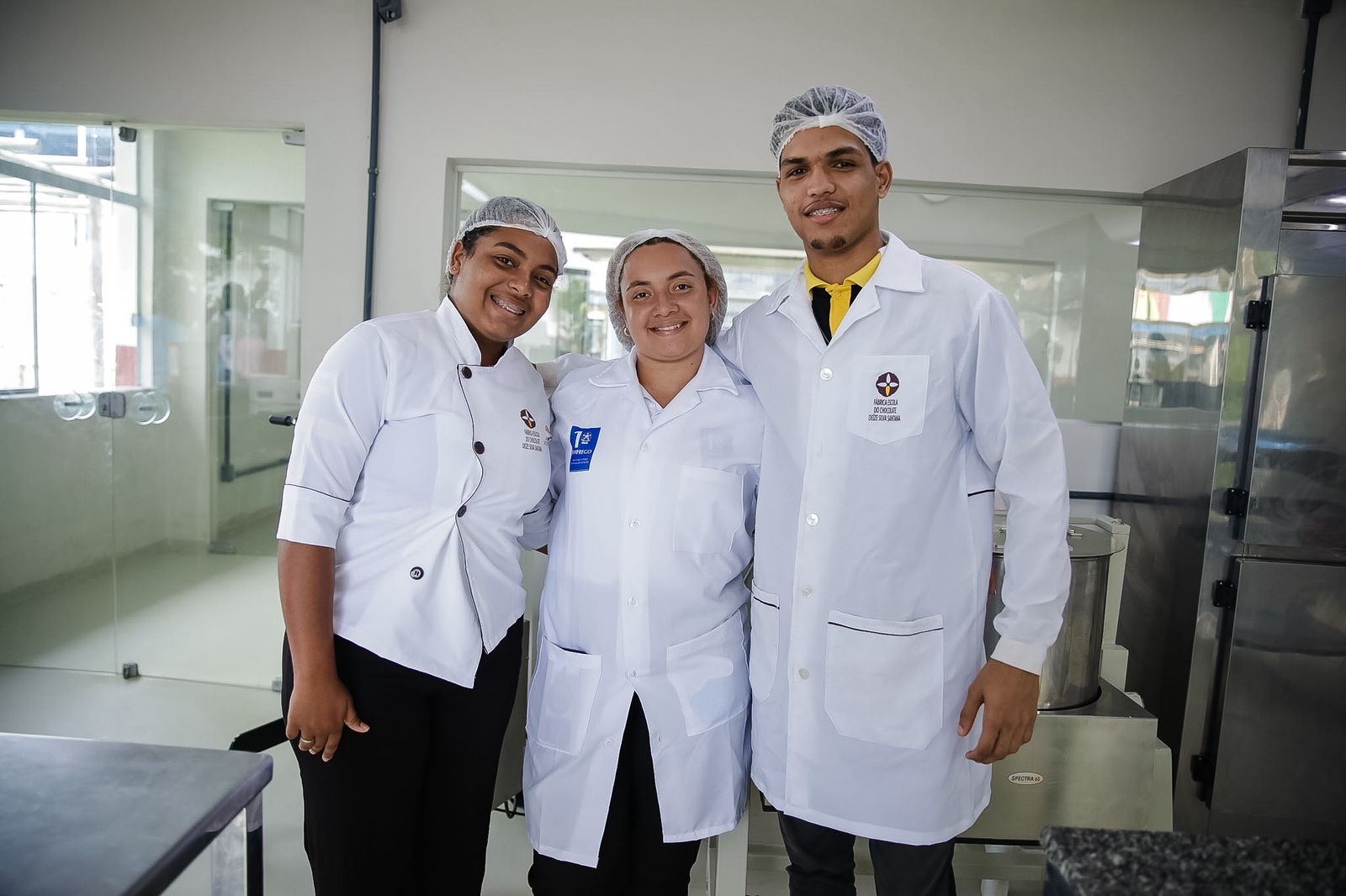 Equipe técnica da SEC visita CEEP do Chocolate Nelson Schaun e obra de nova escola em Ilhéus