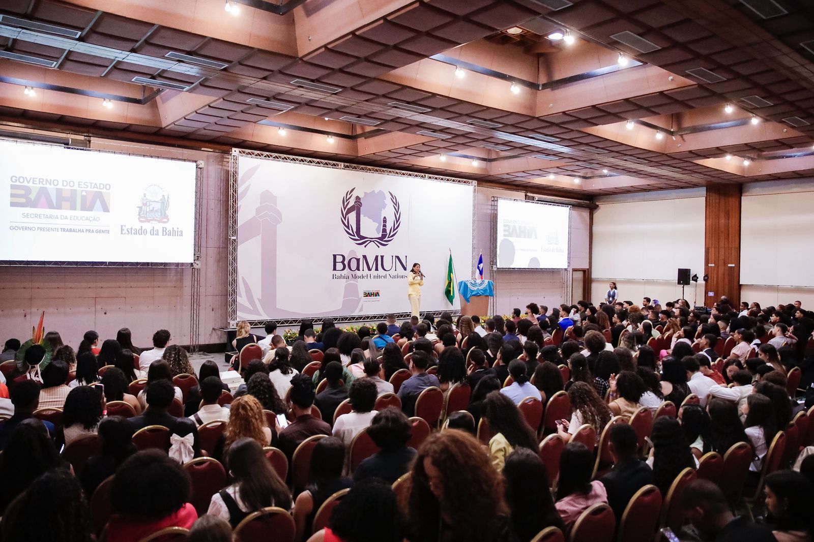 Estudantes ampliam debates e vivências diplomáticas na BaMUN 