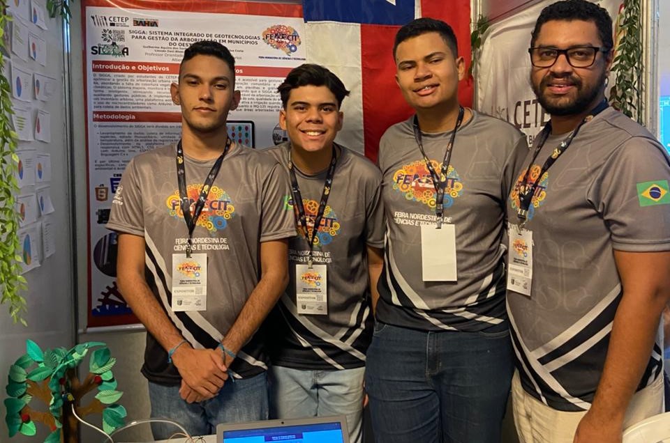 Estudantes apresentam uma plataforma virtual para a gestão eficiente da arborização urbana