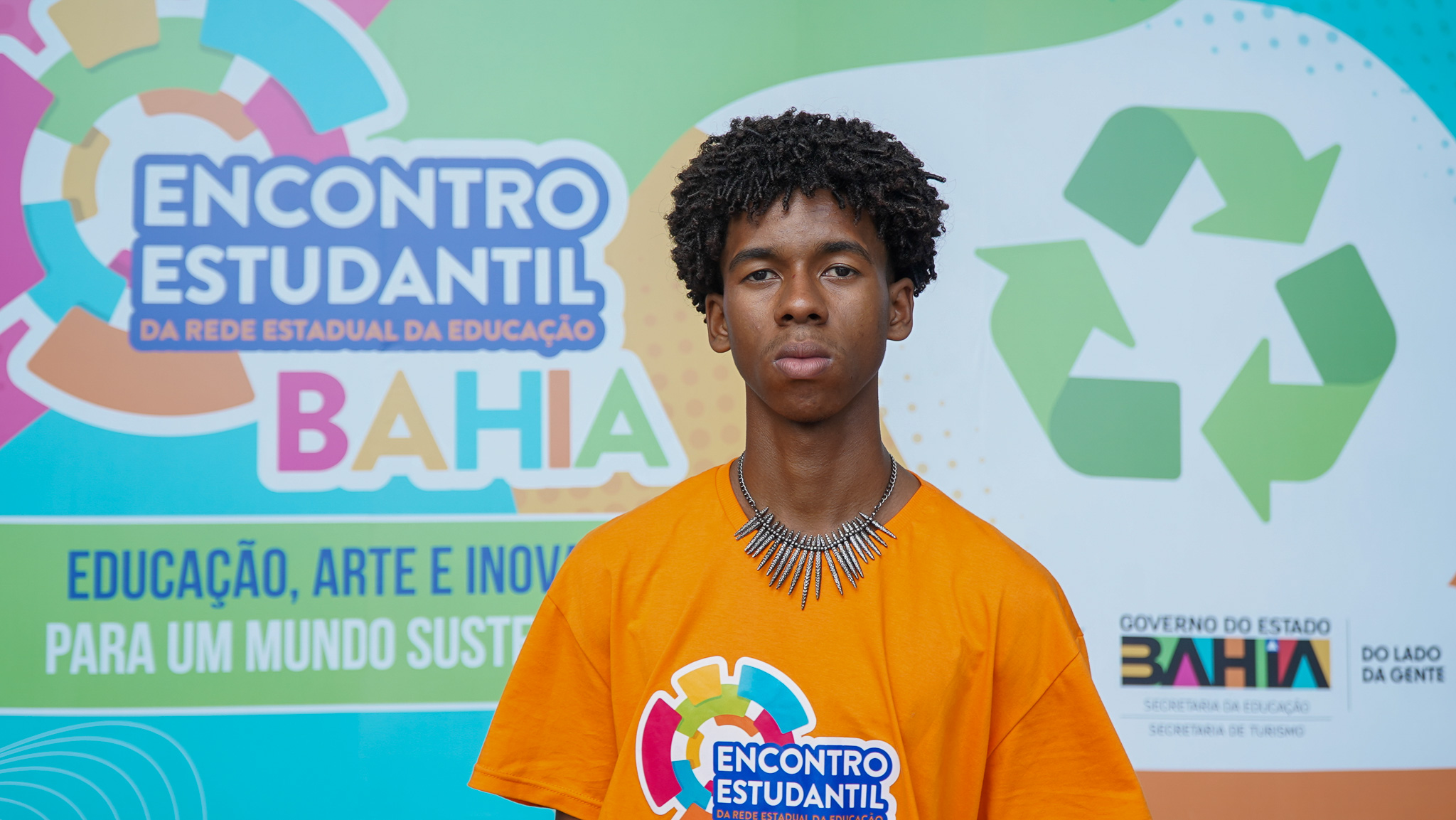 TAL - 3 LUGAR - NTE 22 - RAIZES NEGRAS