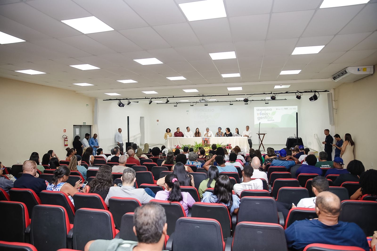 Organizações produtivas da Agricultura Familiar receberão assessoria técnica para fornecer gêneros alimentícios para a rede estadual de ensino