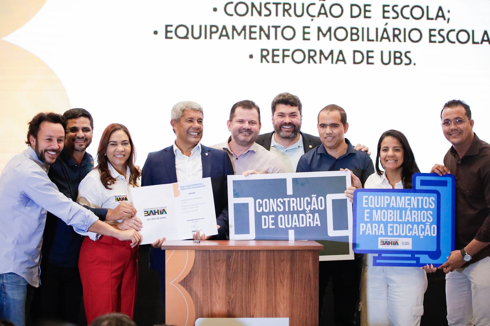 Governo do Estado autoriza mais de R$ 1 bilhão em investimentos; Educação celebra convênios com 59 municípios