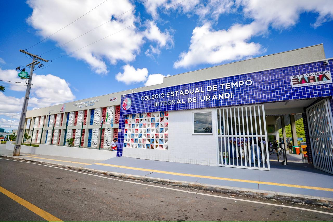 Com investimento de R$ 26 milhões, Governo da Bahia inaugura nova escola de tempo integral, em Urandi