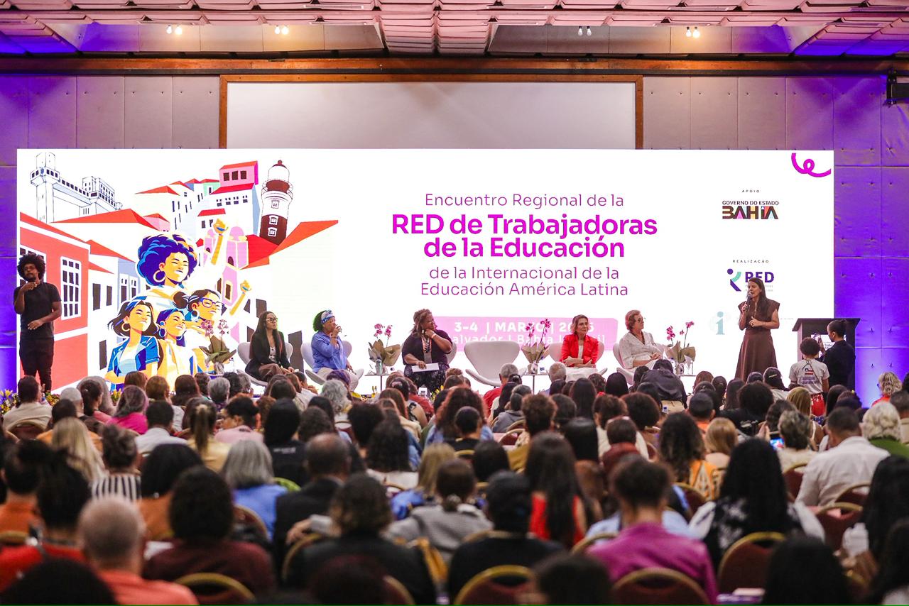 Encontros fortalecem educação pública e ampliam articulação entre Bahia e América Latina, em Salvador