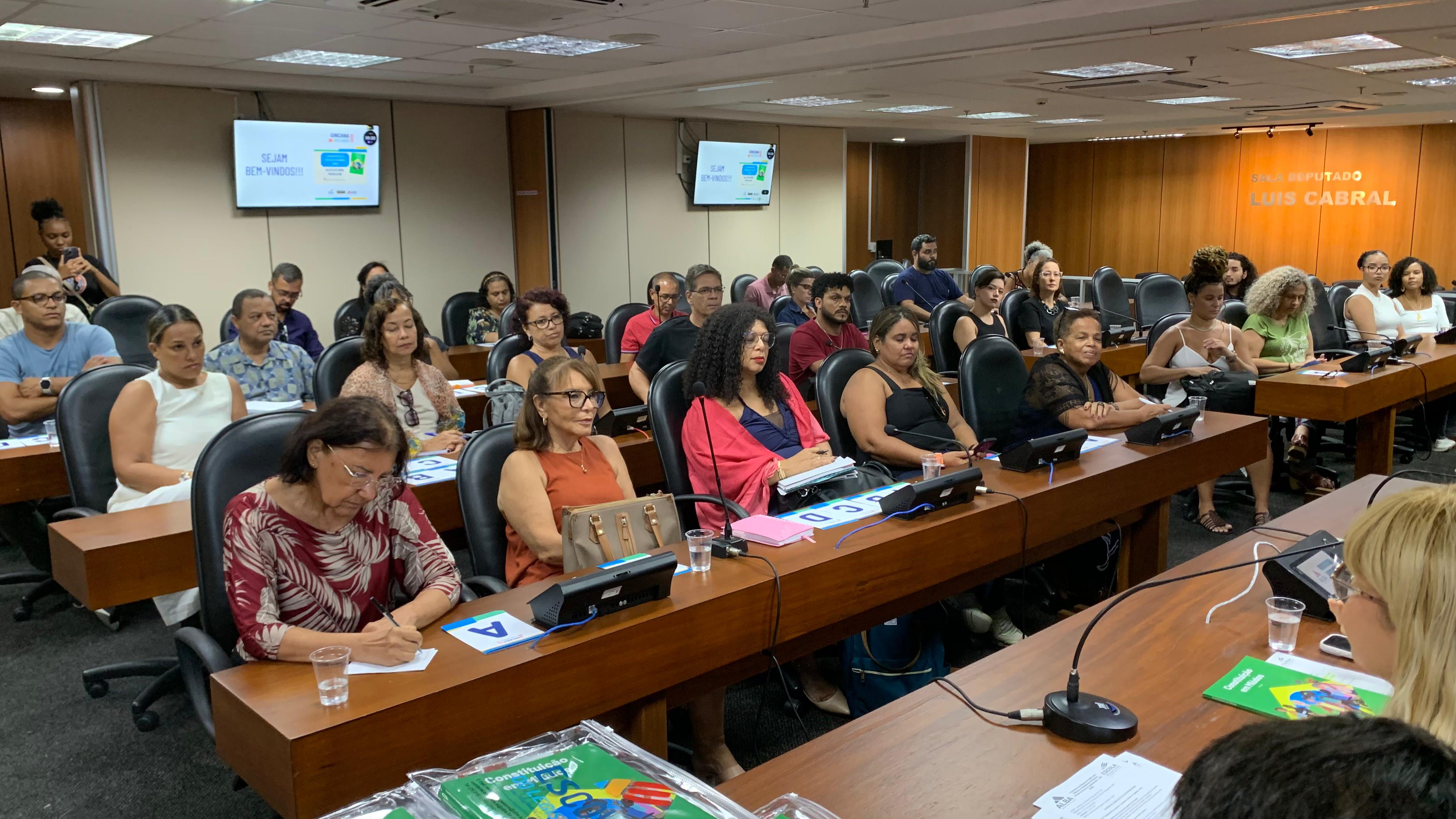 Secretaria da Educação e Assembleia Legislativa lançam gincana sobre Constituição Brasileira para estudantes da rede estadual