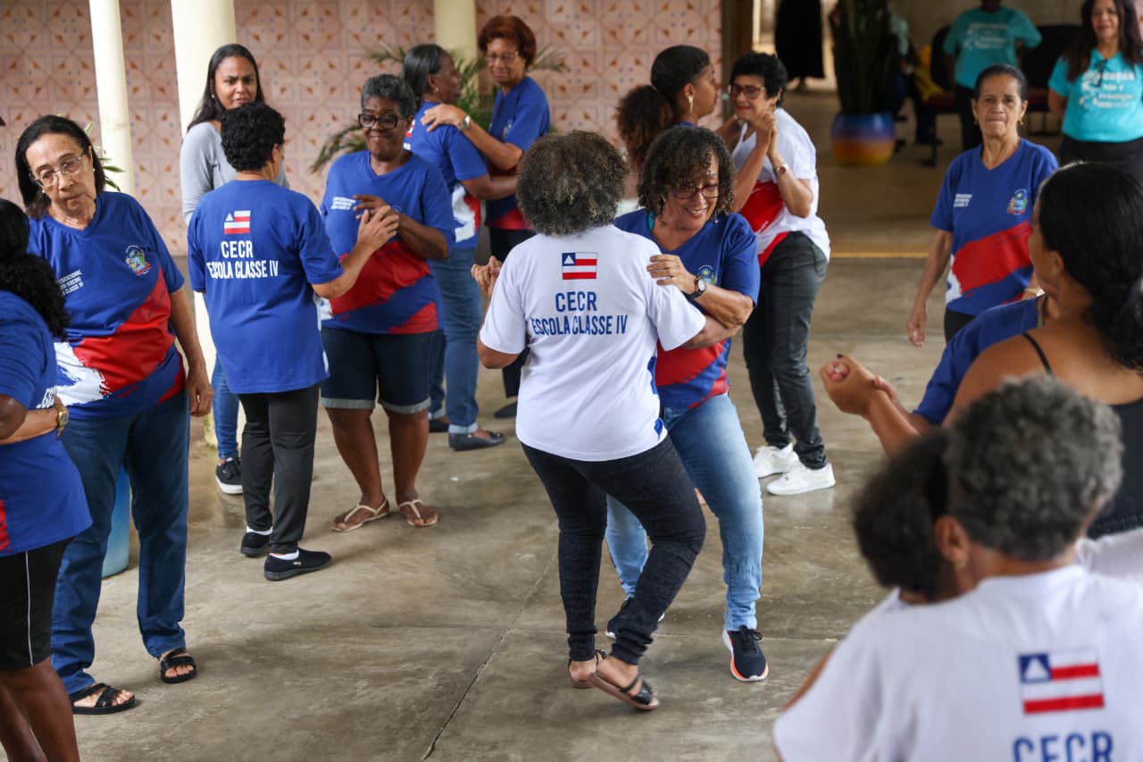 Arte, dança e manifestações culturais marcam início das atividades da Escola Parque, em Salvador