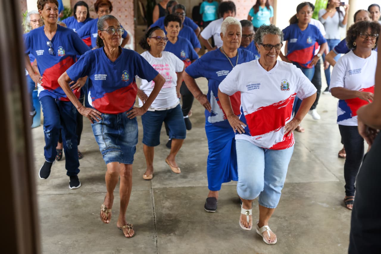 Arte, dança e manifestações culturais marcam início das atividades da Escola Parque, em Salvador