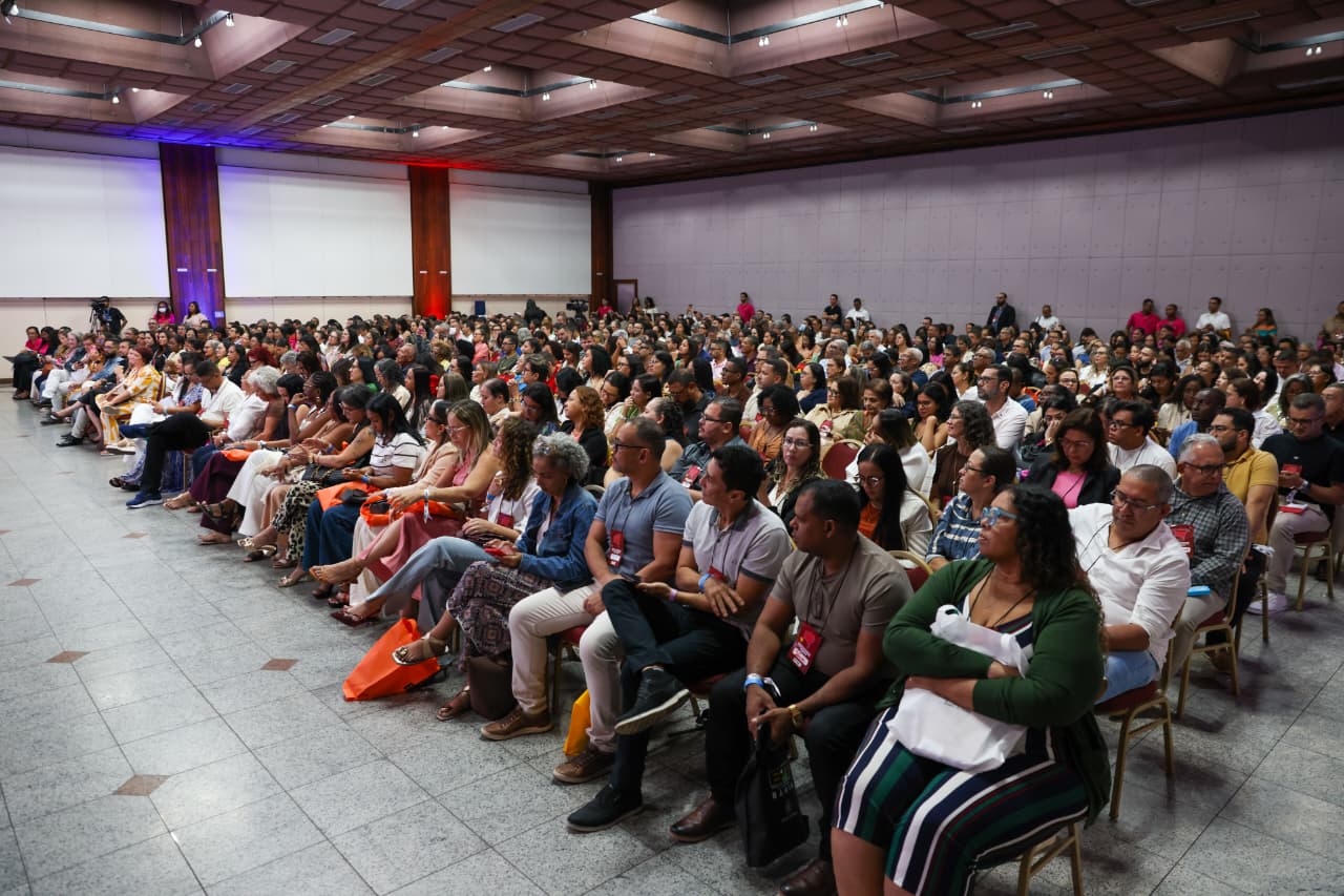 Encontro com 700 gestores fortalece Educação Profissional na rede estadual baiana