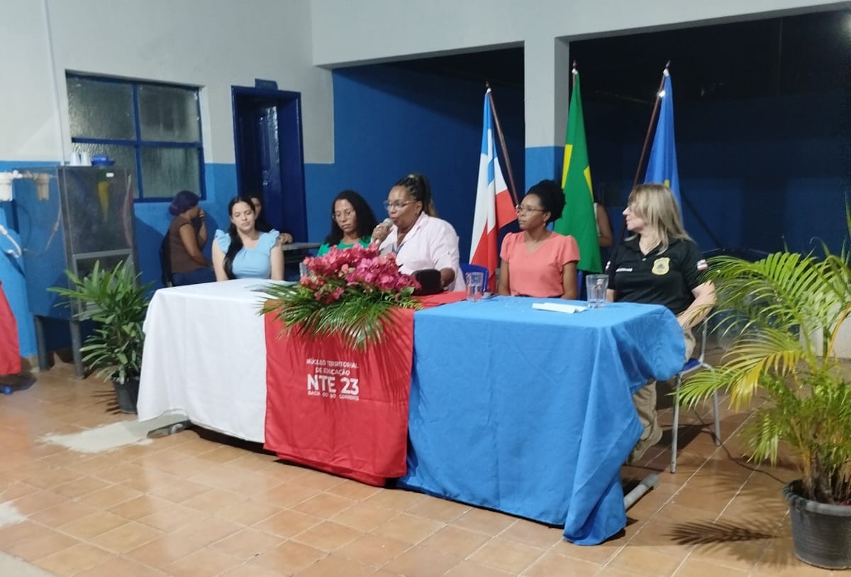 SEC promove roda de conversa e mobiliza comunidade escolar para o enfrentamento da violência contra a mulher em Santa Maria da Vitória