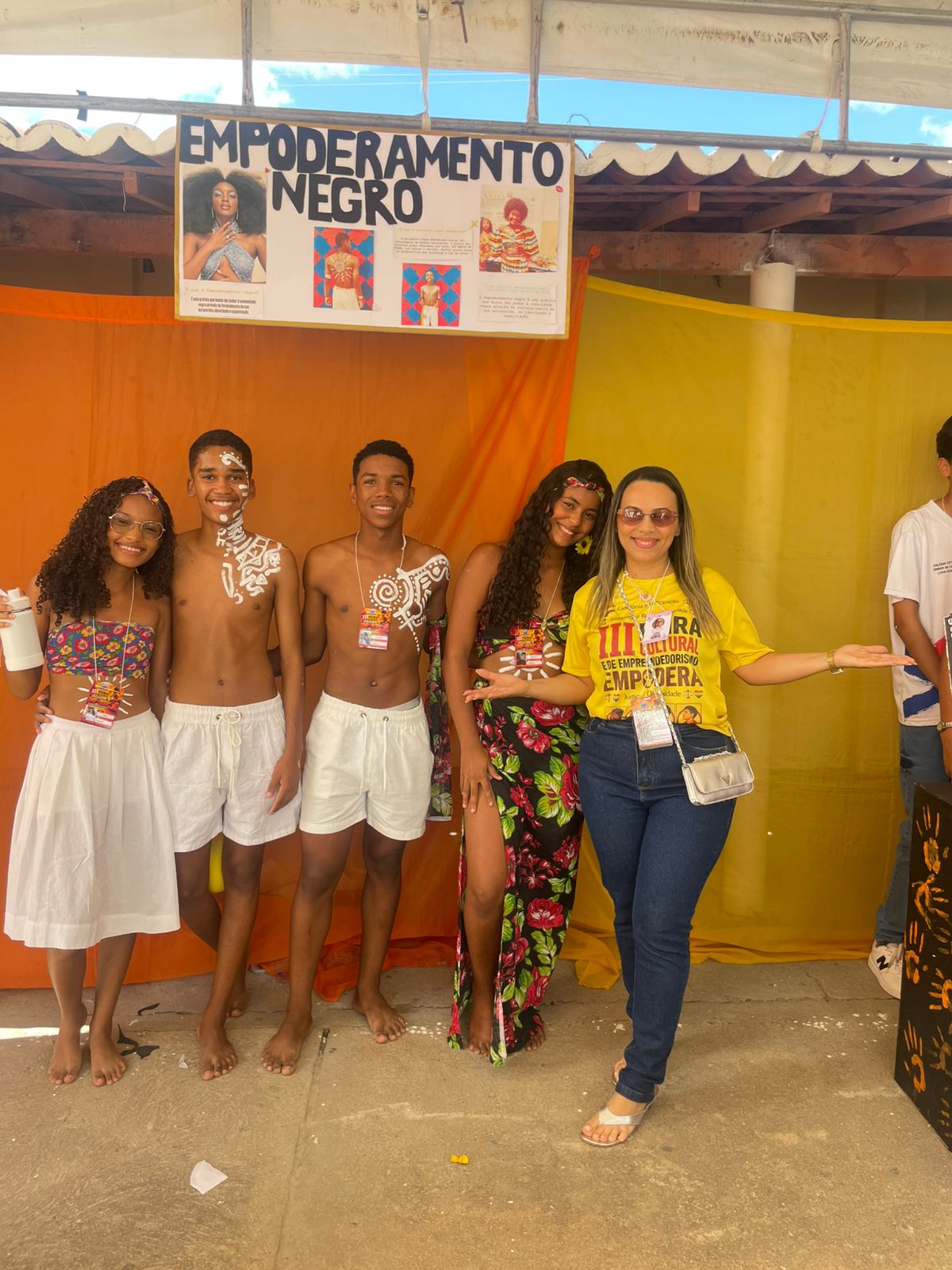 Feira em Chorrochó transforma escola estadual em território de ideias, cultura e empreendedorismo