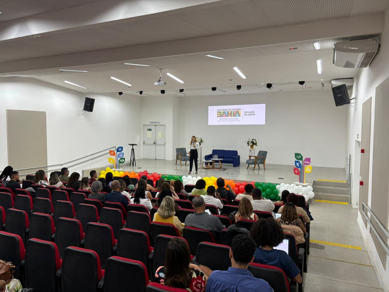 SEC realiza encontro em Senhor do Bonfim para fortalecer aprendizagem