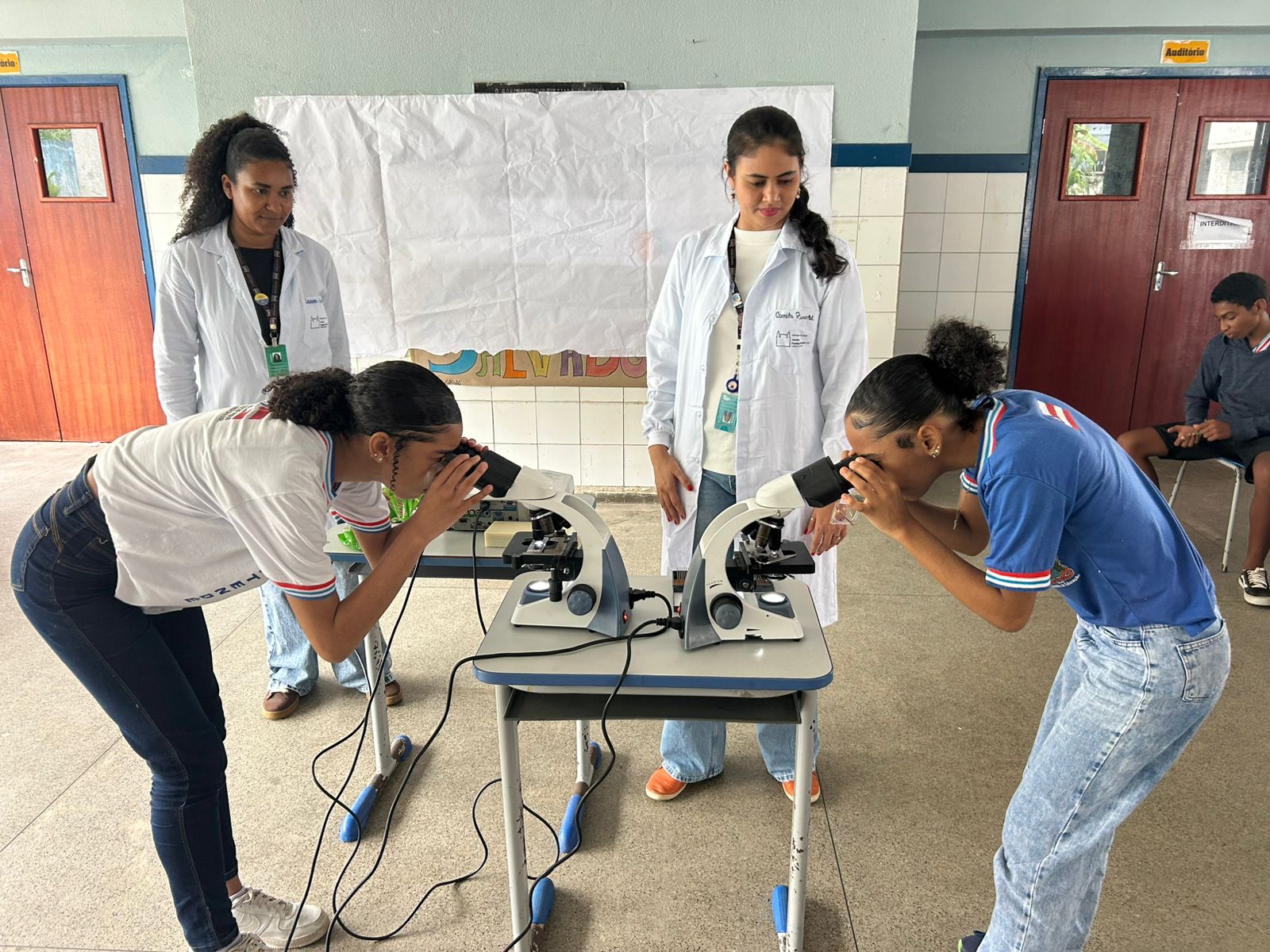 Semana do Meio Ambiente transforma escola estadual de Salvador em espaço de ciência, saúde e consciência ambiental