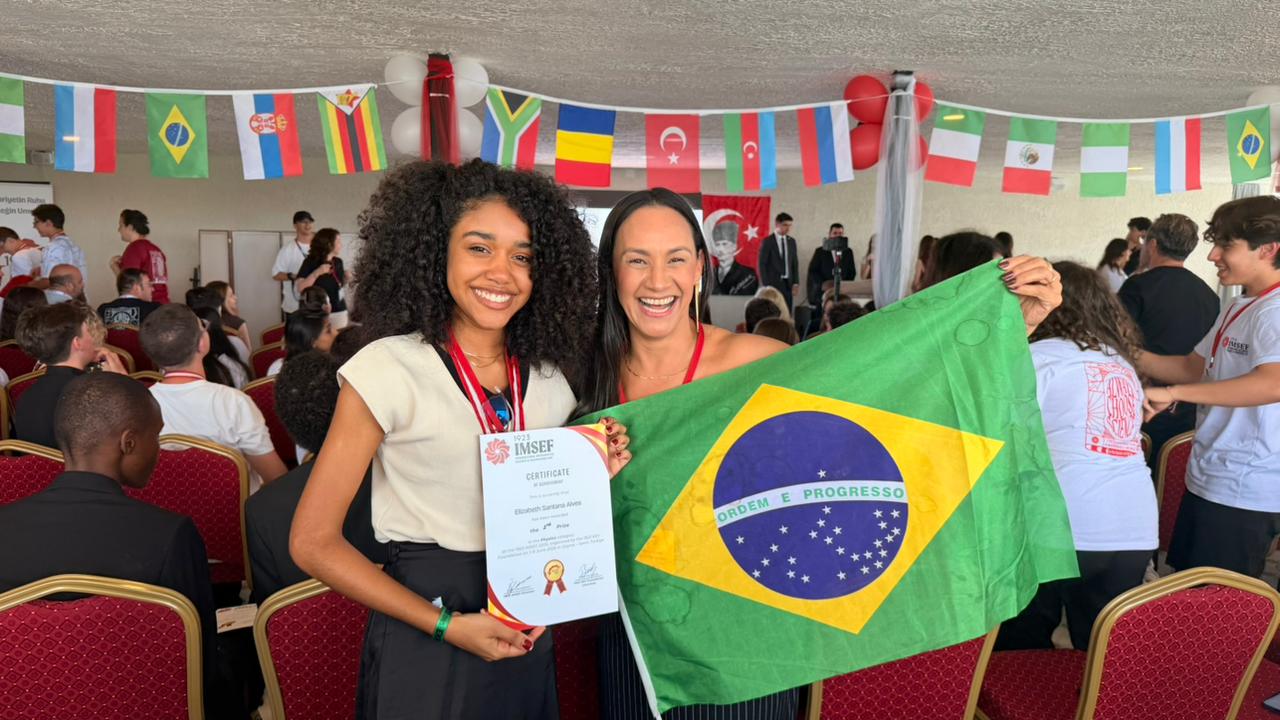 Estudante de Santo Antônio de Jesus conquista medalha de prata em feira internacional de ciência, na Turquia