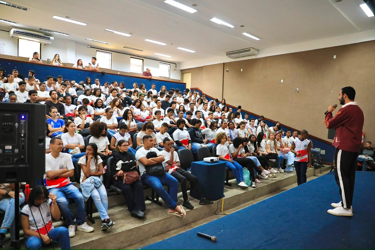 SEC intensifica preparação para o ENEM com aulões em 43 municípios