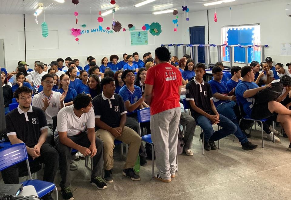 De olho no ENEM, estudantes de Buerarema participam de aulão do Programa Universidade para Todos