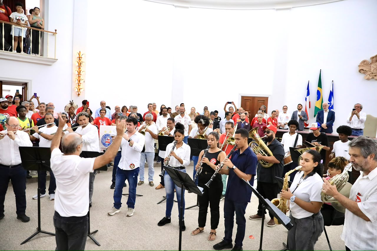 Educadores e estudantes abordam rumos da Educação Superior no Brasil em debate na UFBA