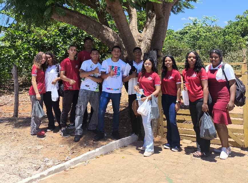 Estudantes da rede estadual de Mirangaba conhecem tradição e inovação na produção de doces, no Semiárido Baiano