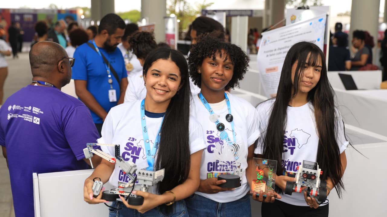 Protagonismo feminino é destaque durante Semana Nacional de Ciência e Tecnologia na Bahia
