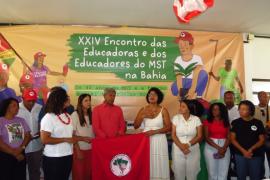 terra, água e estrada 2.jpg