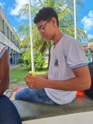 Escolas da rede estadual inovam com alternativas criativas ao uso do celular