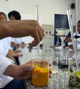 Estudantes baianos criam bioglitter ecológico para o Carnaval