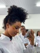 Estudantes baianos criam bioglitter ecológico para o Carnaval