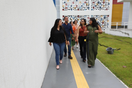 recebem visita 3.png