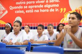Bahia fica acima da média nacional na frequência escolar da população com idade de 4 a 17 anos