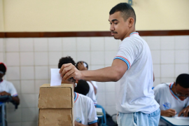 Escolas estaduais iniciam eleição de líderes de classe em toda a Bahia
