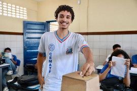 Escolas estaduais iniciam eleição de líderes de classe em toda a Bahia