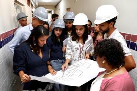 Escolas estaduais do bairro da Federação recebem visita de equipe técnica da SEC