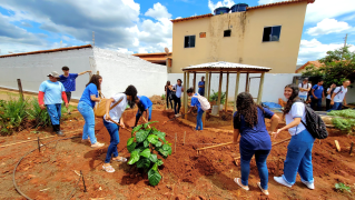Farmácia Verde Colégio Sinésio Costa 6.jpg
