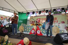 Estudantes participam da Feira do MST na Praça da Piedade 9.jpeg