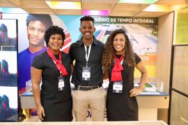 Estande da SEC com projetos de estudantes da rede estadual marca presença no 20º Fórum Nacional da UNDIME 4.jpeg