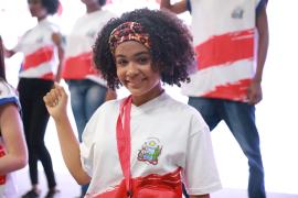 Governo da Bahia lança nova farda escolar e promove formação para gestores sobre Educação Integral 14.jpeg