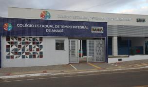 Governo do Estado fortalece educação em Anagé com entrega de novo colégio 14.jpeg