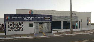 Governo do Estado fortalece educação em Anagé com entrega de novo colégio 17.jpeg