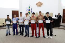 Rede estadual celebra conquistas na Olimpíada Brasileira de Matemática, em cerimônia na UFBA 5.jpeg