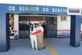 Comunidade escolar de Cansanção comemora nova infraestrutura do Colégio Estadual de Tempo Integral Senhor do Bonfim 11.jpeg
