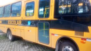 Governo entrega novos ônibus escolares para Santo Estevão 1.jpeg