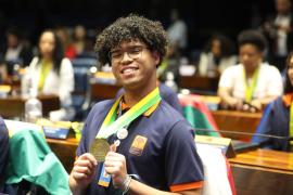 Estudante baiano assume vaga de jovem senador 2.jpeg